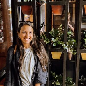 Meet your Posher, Alexis